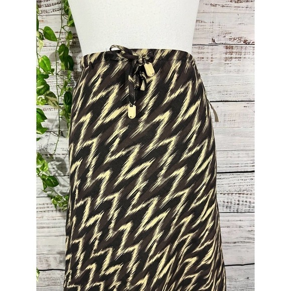 Sherry Taylor skirt size Small Brown Khaki Bias Knee A Line Church Career Casual - Picture 2 of 9